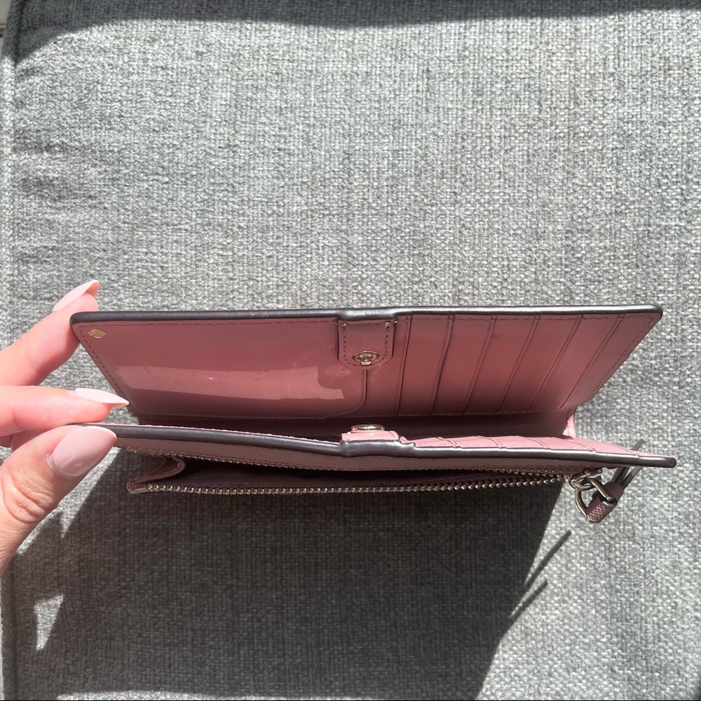 Kate Spade Wallet - Picture 3 of 4